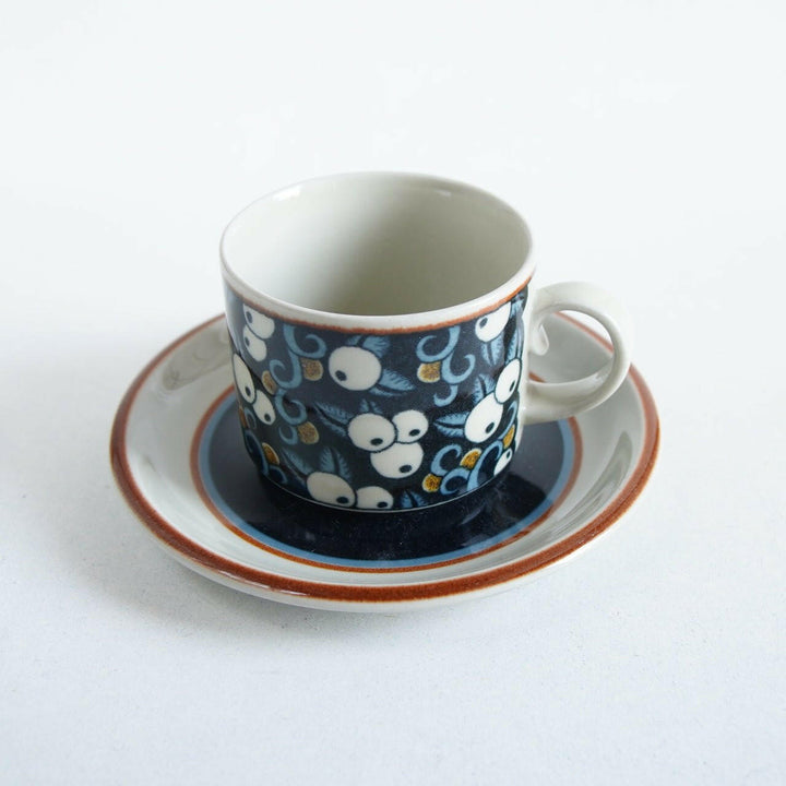 タイカ(Taika)完全ガイド|2つのタイカの違いと見分け方——ヴィンテージARABIA(アンヤ・ヤーティネン)と現行iittala(クラウス・ハーパニエミ)