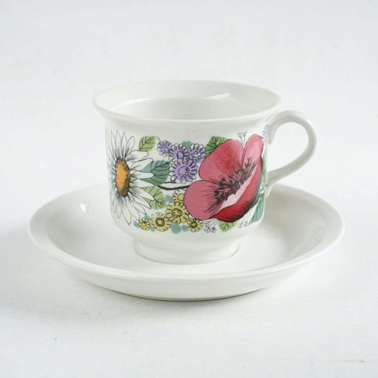 ARABIA ヴァルム(Valum)コーヒーカップ&ソーサー - 全体像