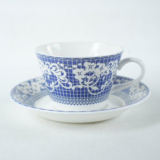 グスタフスベリ アダ(Ada)コーヒーカップ&ソーサー - 全体像