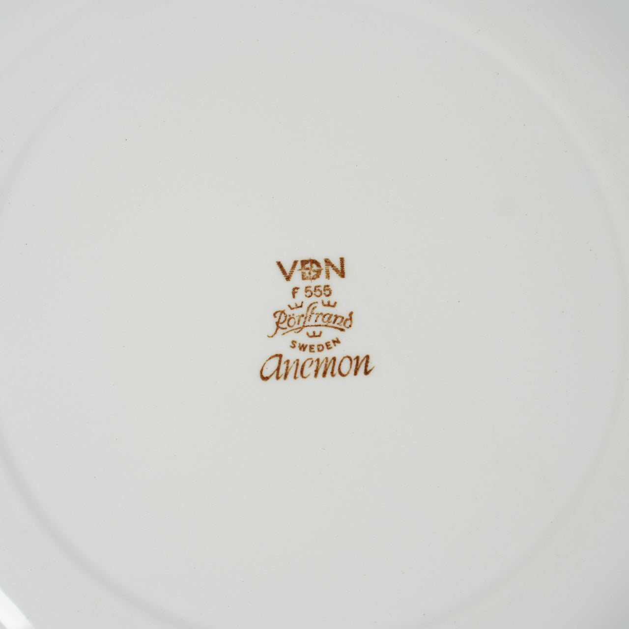 ロールストランド アネモン(Anemon)24cm ディナープレート 裏面(バックスタンプ)