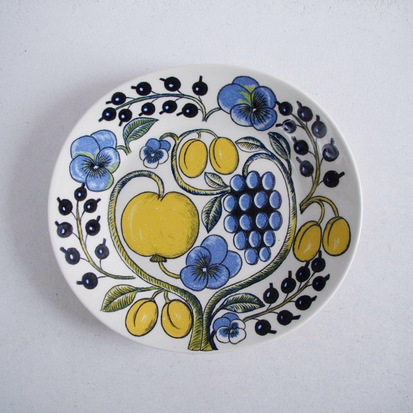 希少 1968年製 ARABIA パラティッシ(Paratiisi)オーバルプレート21cm - 北欧食器タックショミュッケ