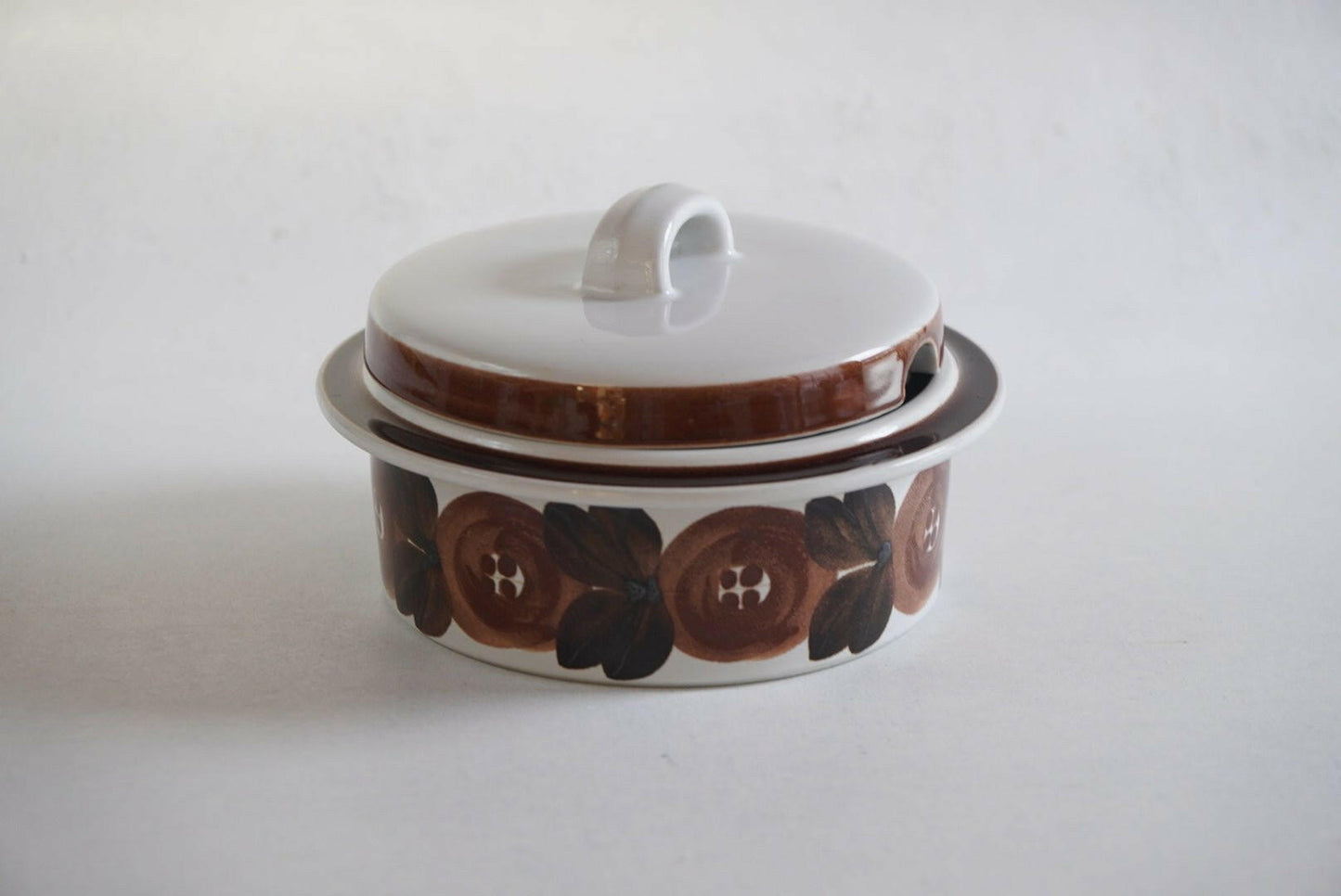 ARABIA ロスマリン(Rosmarin)キャセロール鍋 - 北欧食器タックショミュッケ