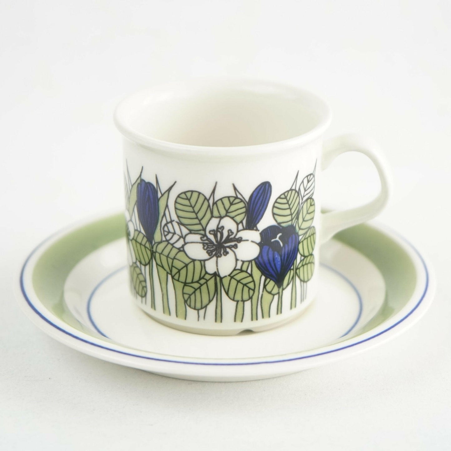 ARABIA(アラビア)クロッカス(Krokus)デミタスカップ&ソーサー - 北欧食器タックショミュッケ