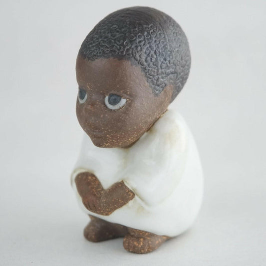 復刻版 リサ・ラーソン(Lisa Larson)世界の子どもたち(All World Children)黒人の子 - 全体像