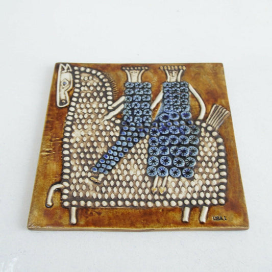 リサ・ラーソン(Lisa Larson)UNIKシリーズ陶板 乗馬(Ryttare) - 全体像