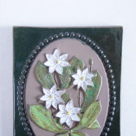 ジイ・ガントフタ 陶板 No. 888「ヴェルムランド地方 ツマトリソウ」 - 全体像