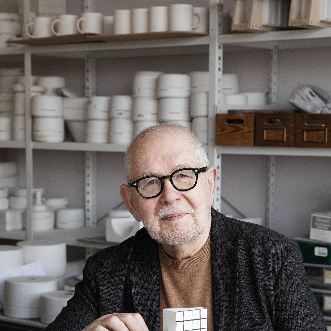 ヘイッキ・オルヴォラ完全ガイド｜Kiviを生んだフィンランドデザインの「素材の名手」