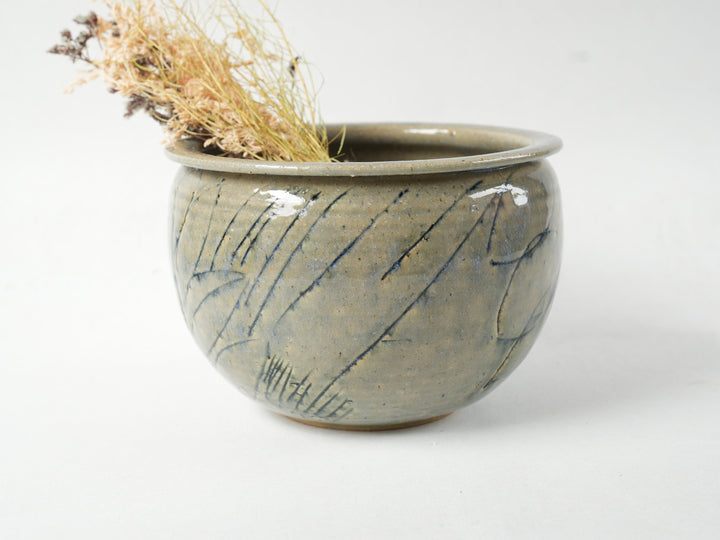 リサ・ラーソンのユニークピース——1点ものの花器が語る、量産の先にある世界