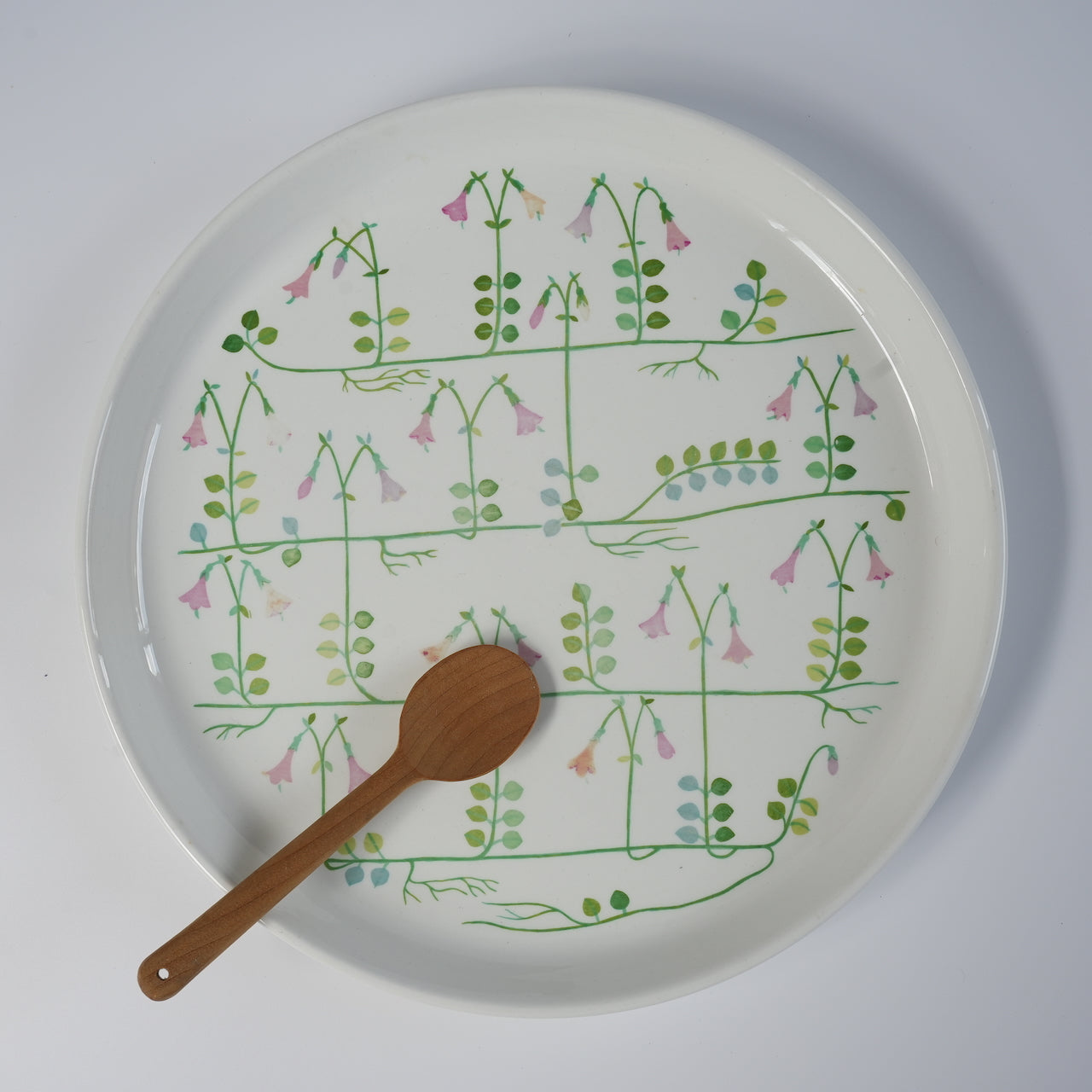 グスタフスベリ リネア（Linnea）プレート 24cm 1 - 北欧食器タックショミュッケ