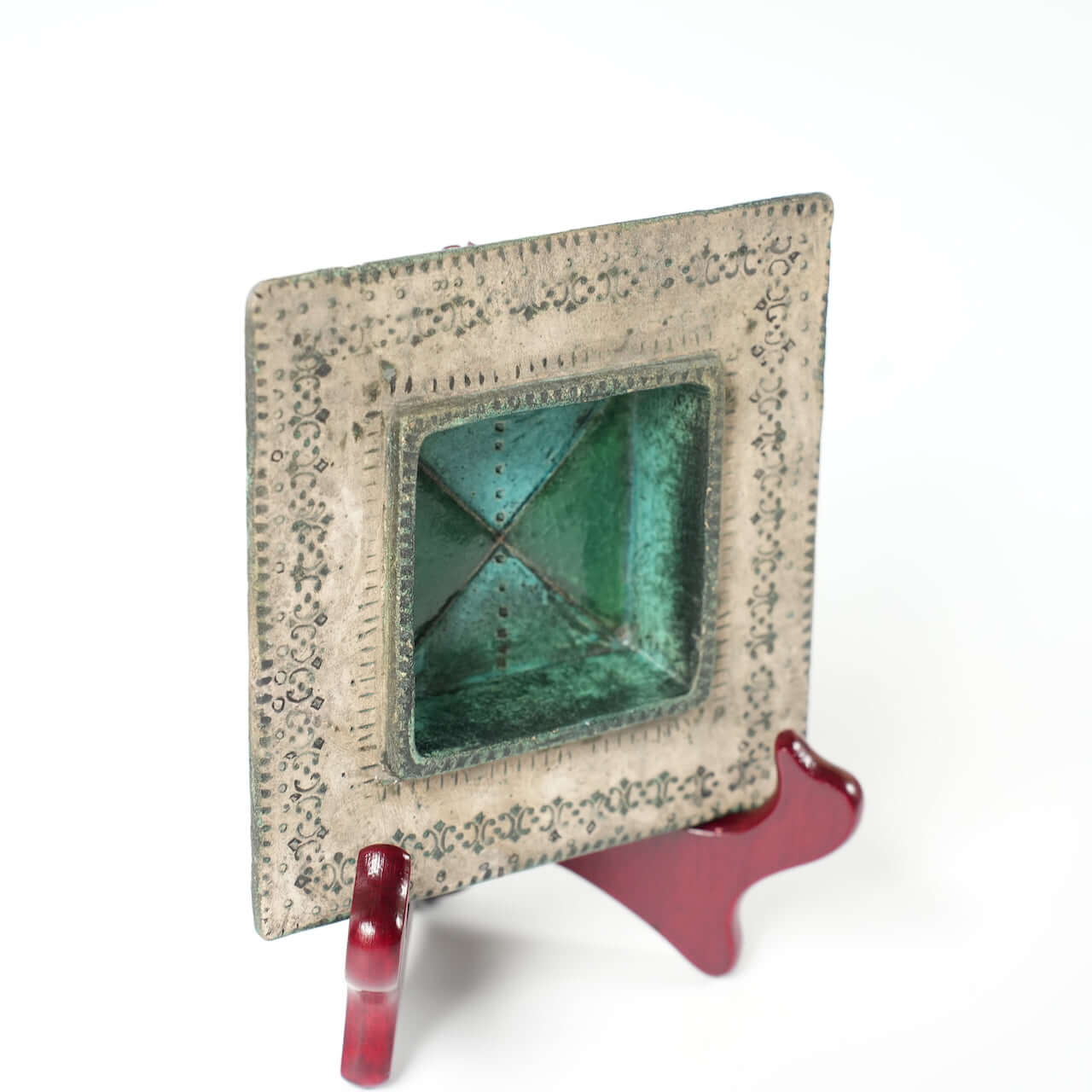 希少 ルート・ブリュック（Rut Bryk）小サイズ陶板（Tuhkavati） 陶板 Rut Bryk