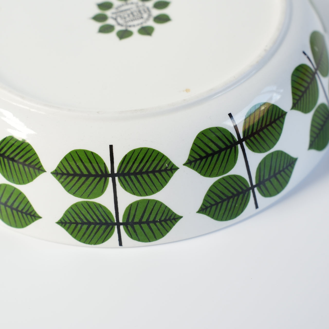 グスタフスベリ（Gustavsberg）ベルサ（Bersa）ヴィンテージ 深皿 スープ皿 ボウル 17cm 4の葉っぱのデザイン