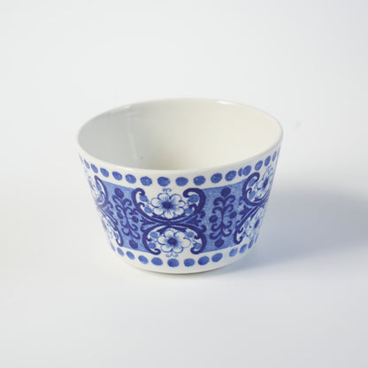 ARABIA アリ（Ali）シュガーボウル featuring intricate blue floral design on white ceramic.