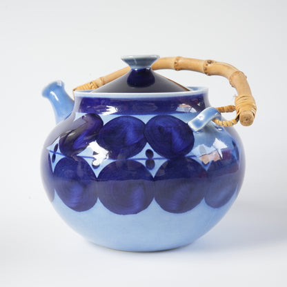 リサ・ラーソン グスタフスベリ マチルダ（Matilda）ティーポット - 全体像