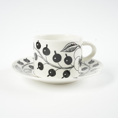 初期モデル アラビア（ARABIA）パラティッシ（Paratiisi）ブラック ティーカップ＆ソーサー - 北欧食器タックショミュッケ