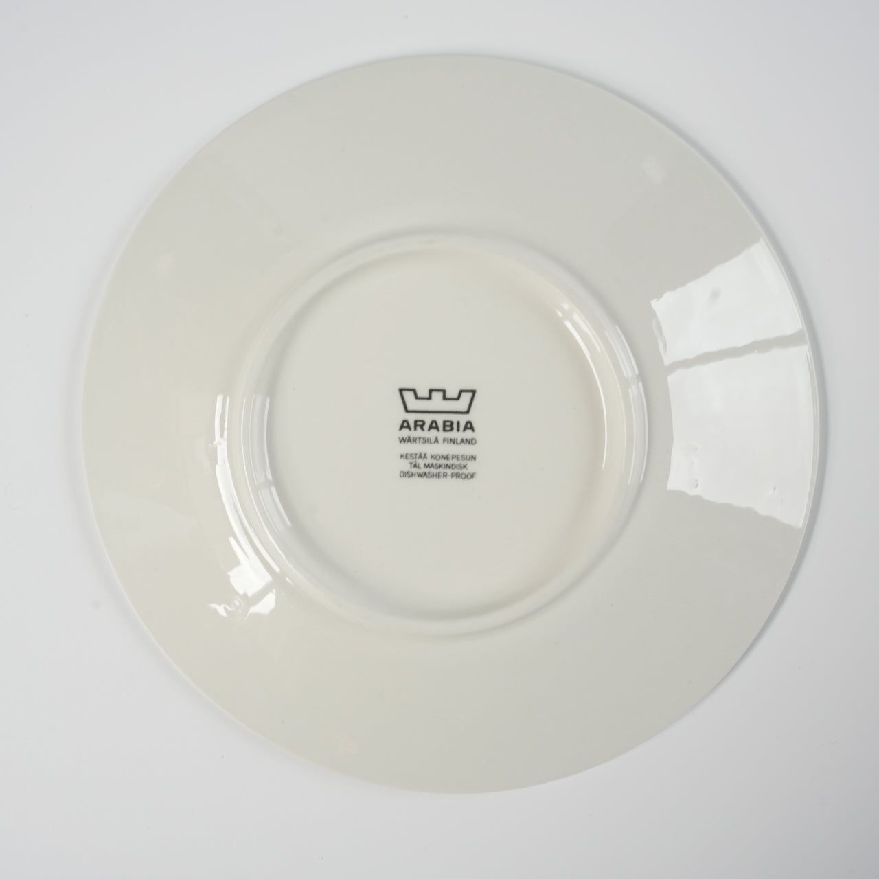 初期モデル アラビア（ARABIA）パラティッシ（Paratiisi）ブラック ティーカップ＆ソーサー - 北欧食器タックショミュッケ