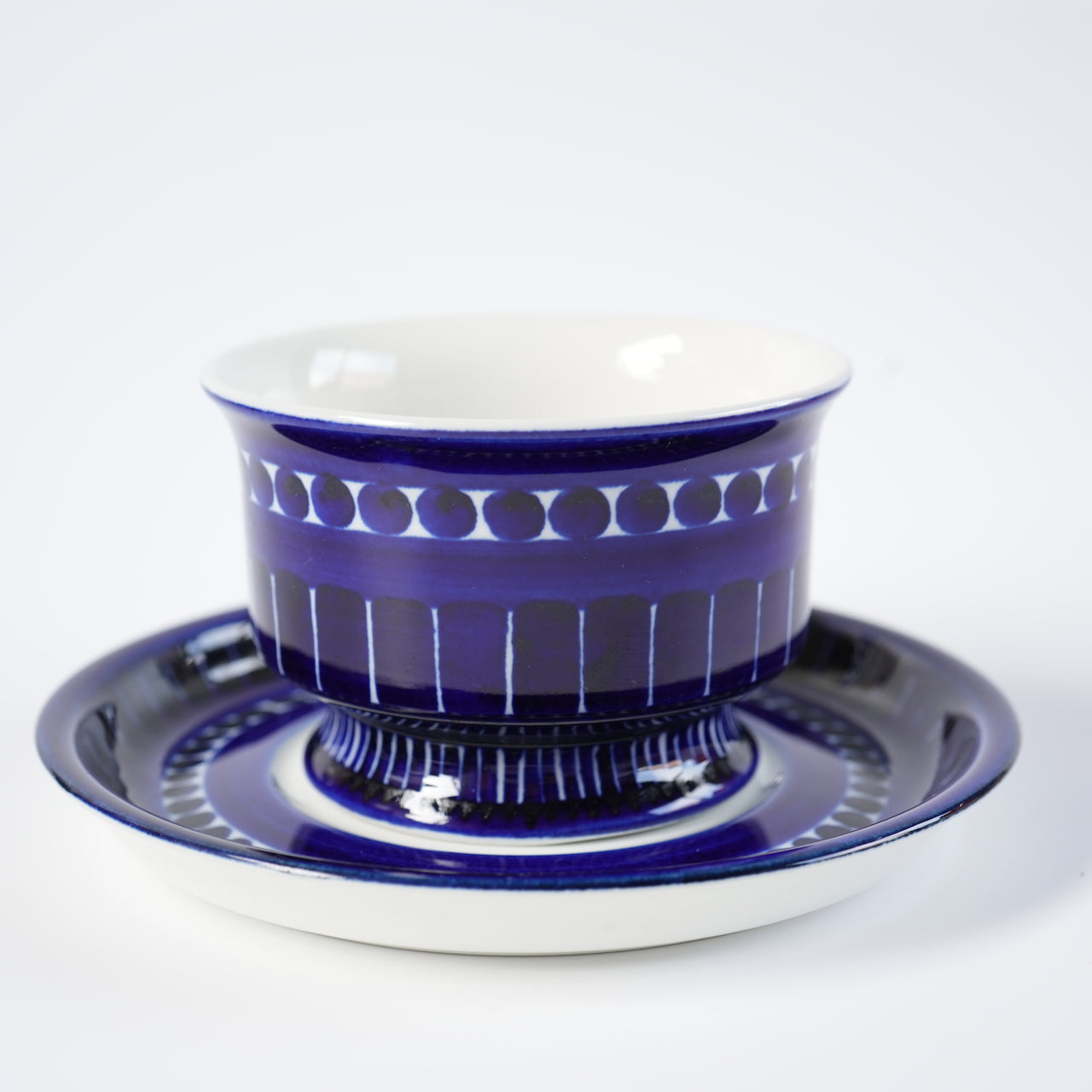 ARABIA バレンシア（Valencia）ティーカップ＆ソーサー1 - 北欧食器タックショミュッケ