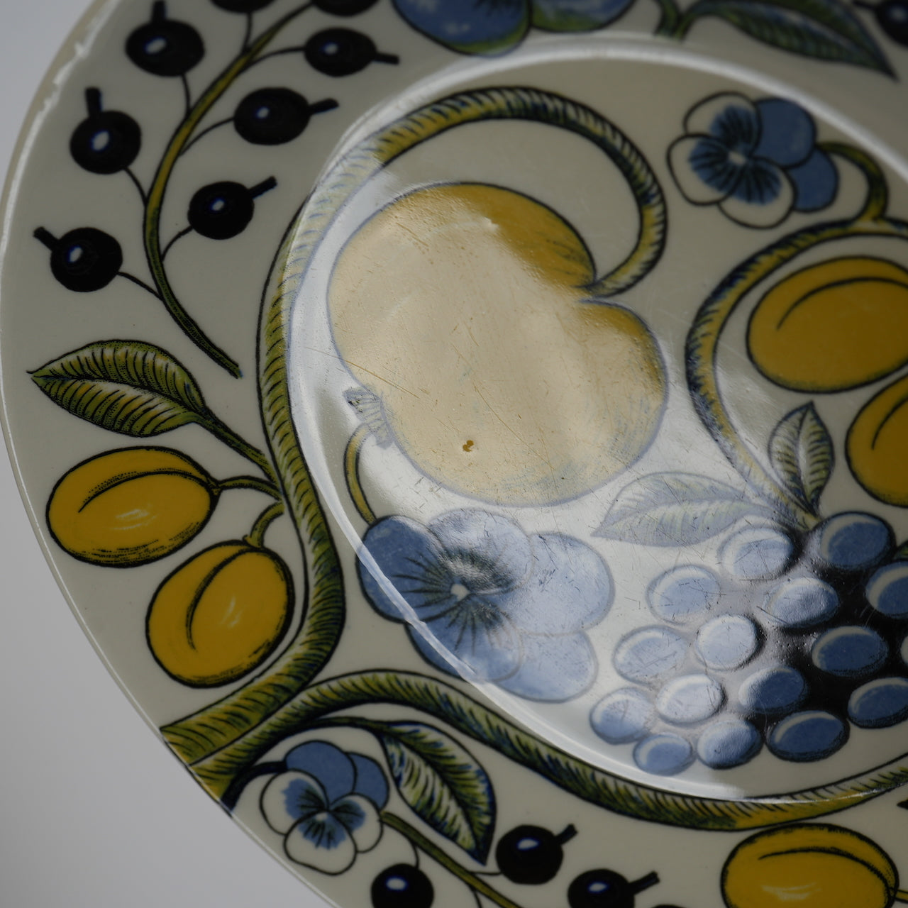 1971 Arabia Paratiisi Oval Plate, 21cm - Tuckshomucke – 北欧食器