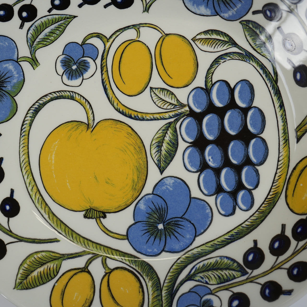 1971年製 ARABIA（アラビア）パラティッシ（Paratiisi）オーバルプレート25cm 1 - 北欧食器タックショミュッケ