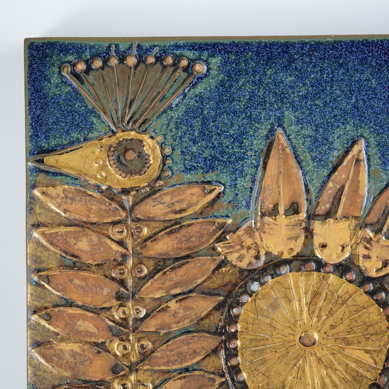 希少色 リサ・ラーソン グスタフスベリ 黄金色の雄鶏（Tuppfågel）の陶板 - 北欧食器タックショミュッケ