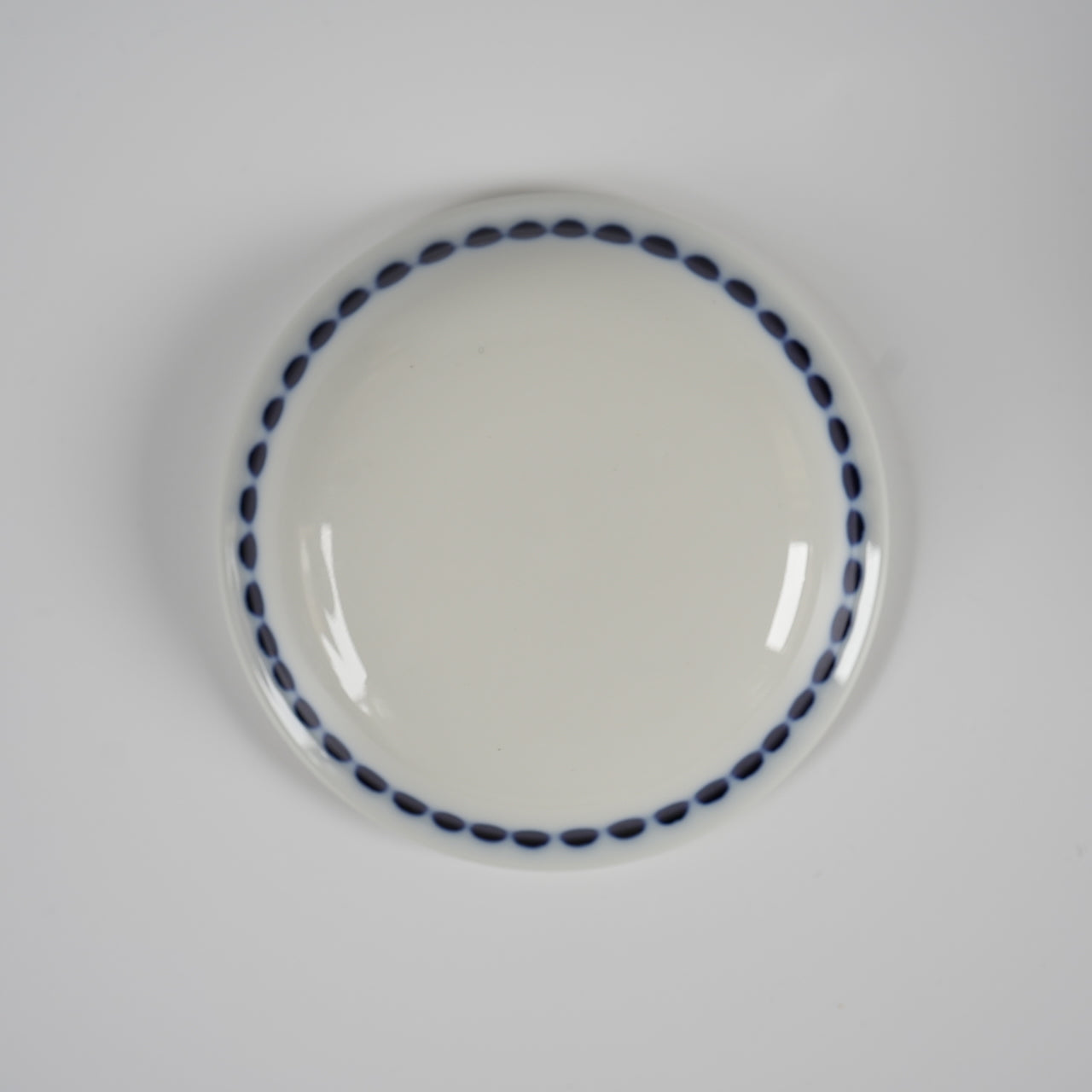 ロールストランド モナミ（Mon amie）シュガーボウル - 北欧食器タックショミュッケ