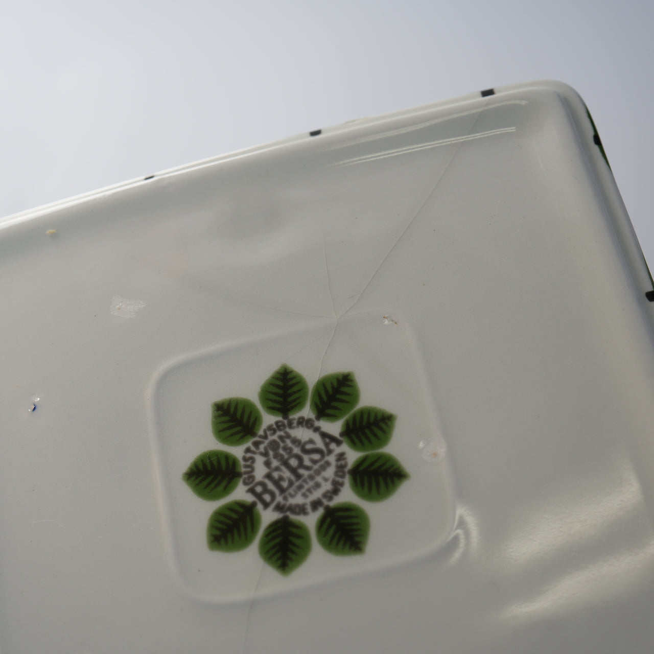 Gustavsberg Bersa square plate (small) with penetration