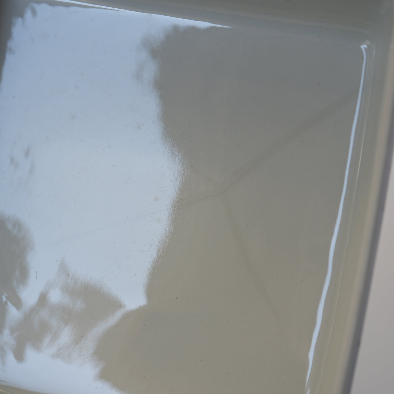 Gustavsberg Bersa square plate (small) with penetration