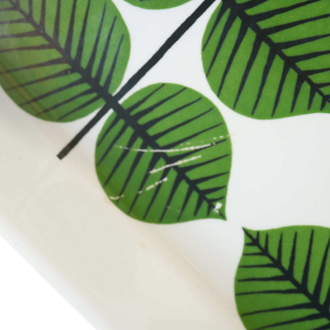 グスタフスベリ ベルサ（Bersa）スクエアプレート