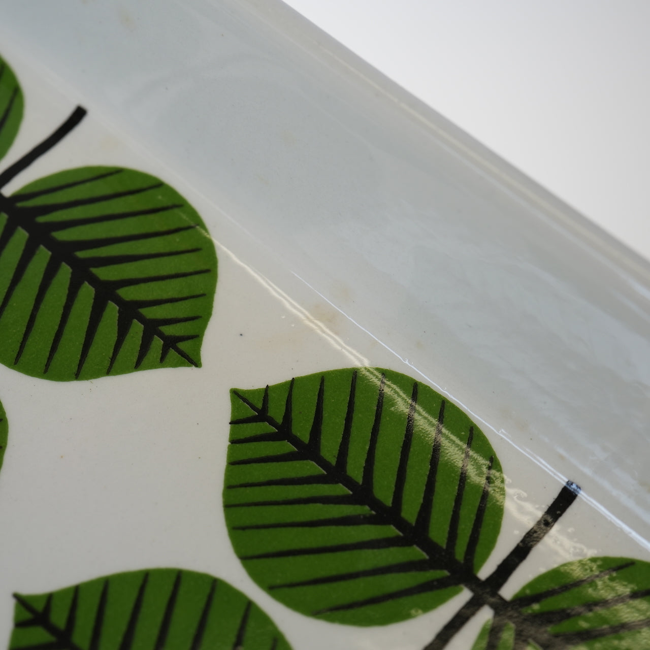 グスタフスベリ ベルサ（Bersa）スクエアプレート