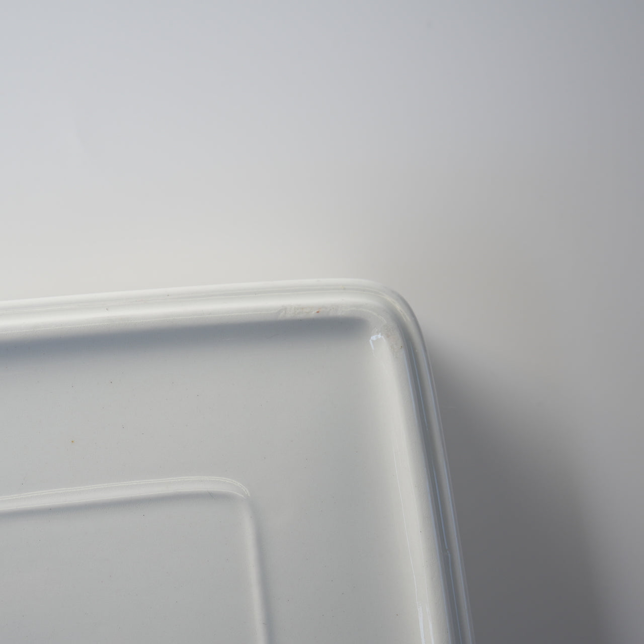 グスタフスベリ ベルサ（Bersa）スクエアプレート