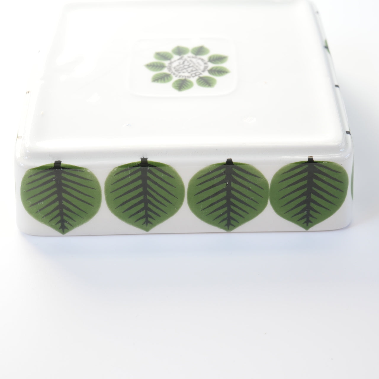 Gustavsberg Bersa square plate (small) with penetration