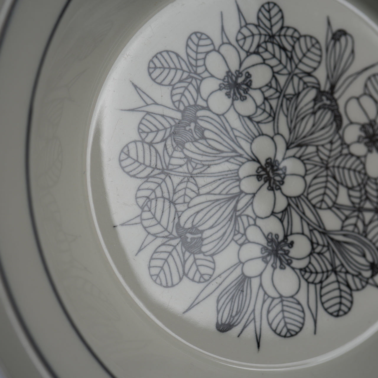 ARABIA Crocus Vintage Soup Plate Deep Dish 20cm 1