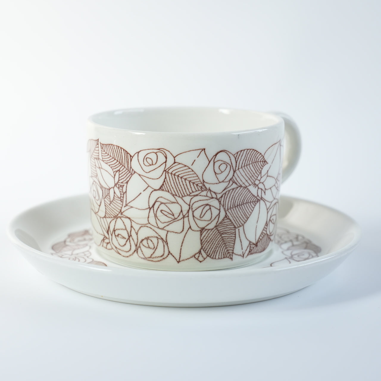 稀有 Gustavsberg Rosenfalt 茶杯和茶碟，2 件