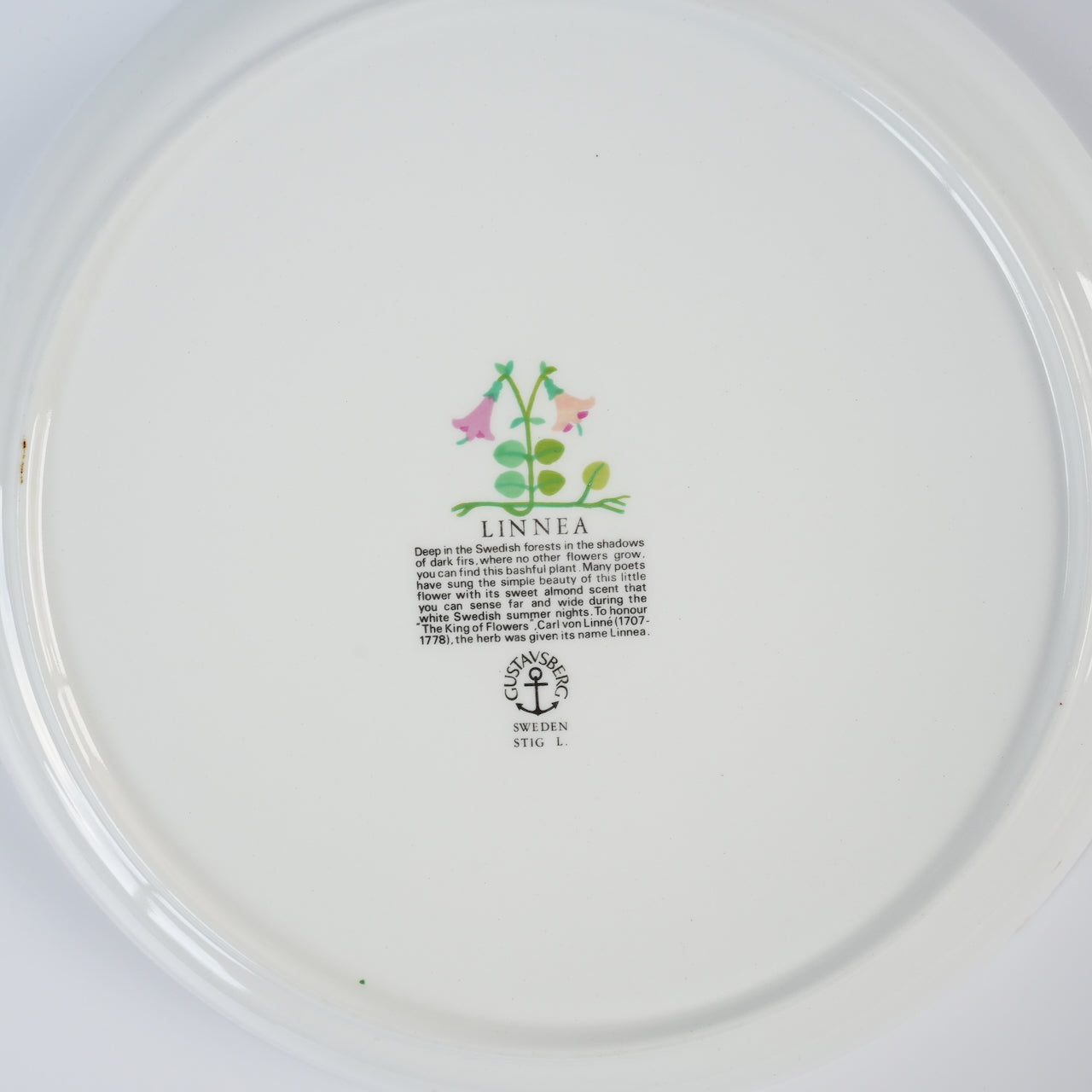 Gustavsberg Linnea 盘子24 厘米- 斯堪的纳维亚餐具Tacksamycket