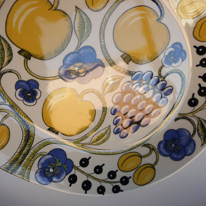 罕见的 Arabia Paratiisi 特大椭圆形盘子，36 厘米，带有 Viola 标志