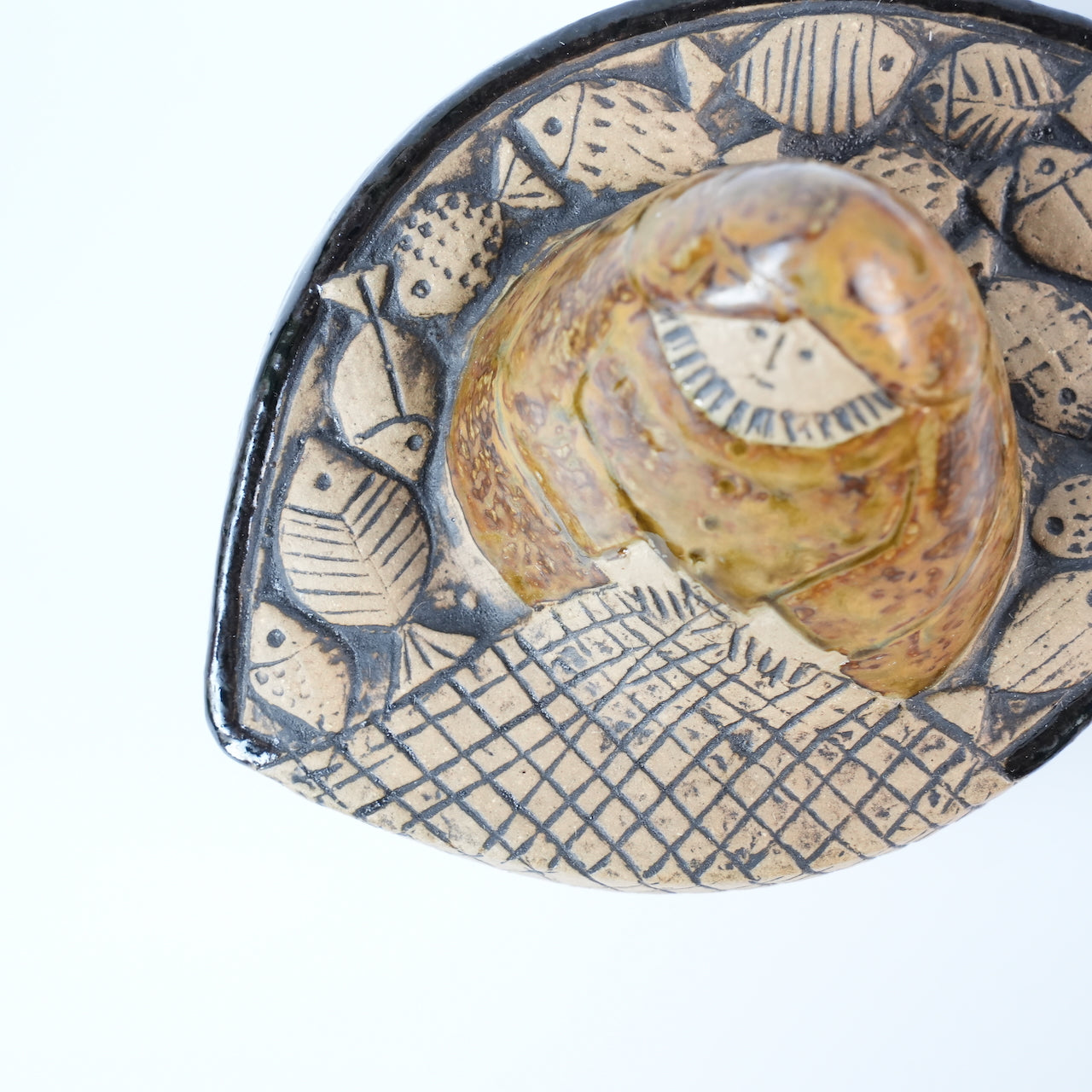 稀有颜色 Lisa Larson 渔夫（Fiskare i båt）物品 棕色衣服和黑色船体 稀有颜色变体