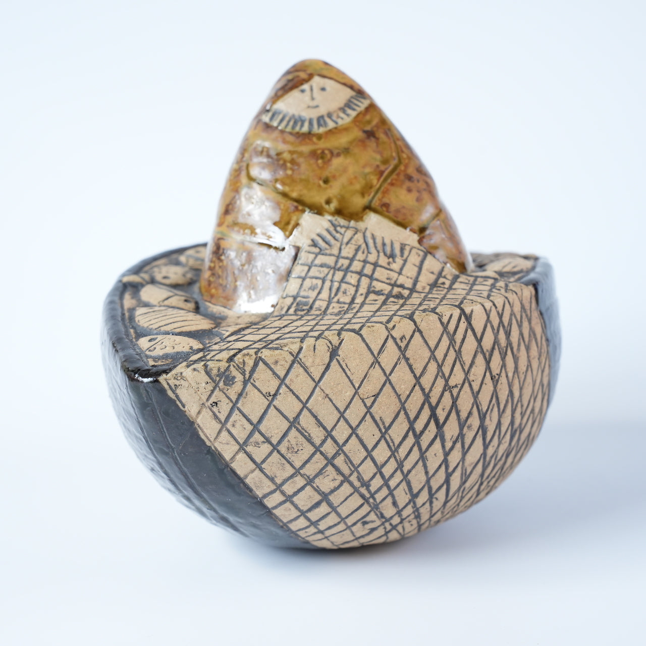 稀有颜色 Lisa Larson 渔夫（Fiskare i båt）物品 棕色衣服和黑色船体 稀有颜色变体