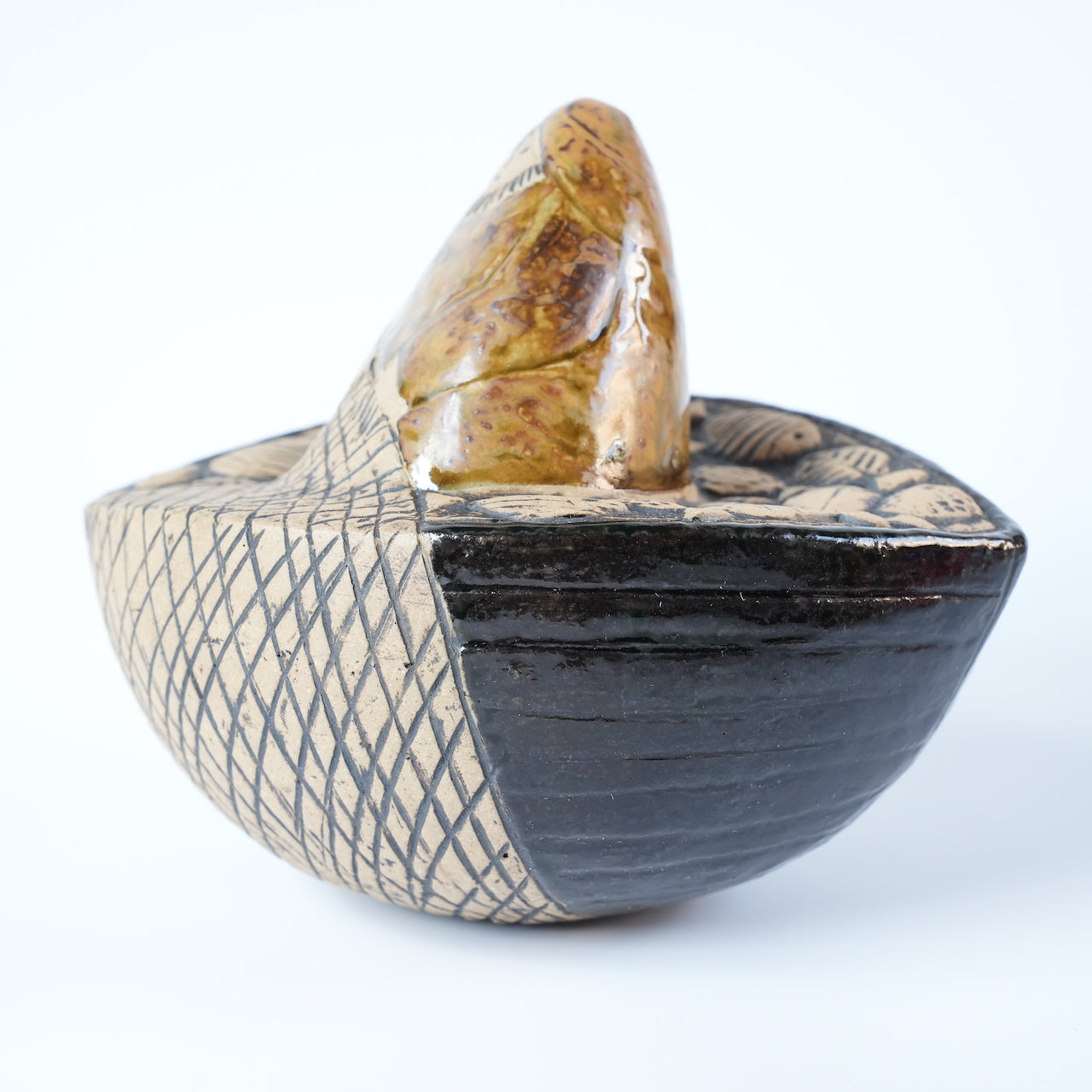 稀有颜色 Lisa Larson 渔夫（Fiskare i båt）物品 棕色衣服和黑色船体 稀有颜色变体