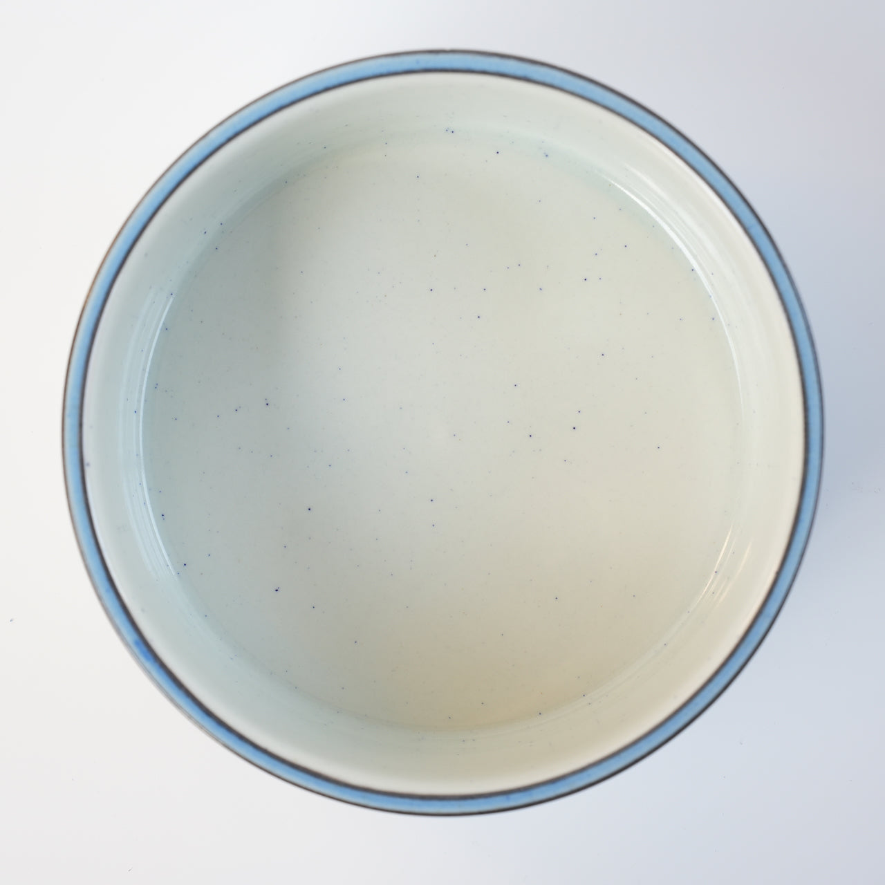 グスタフスベリ ダート（Dart）大サイズ ボウル