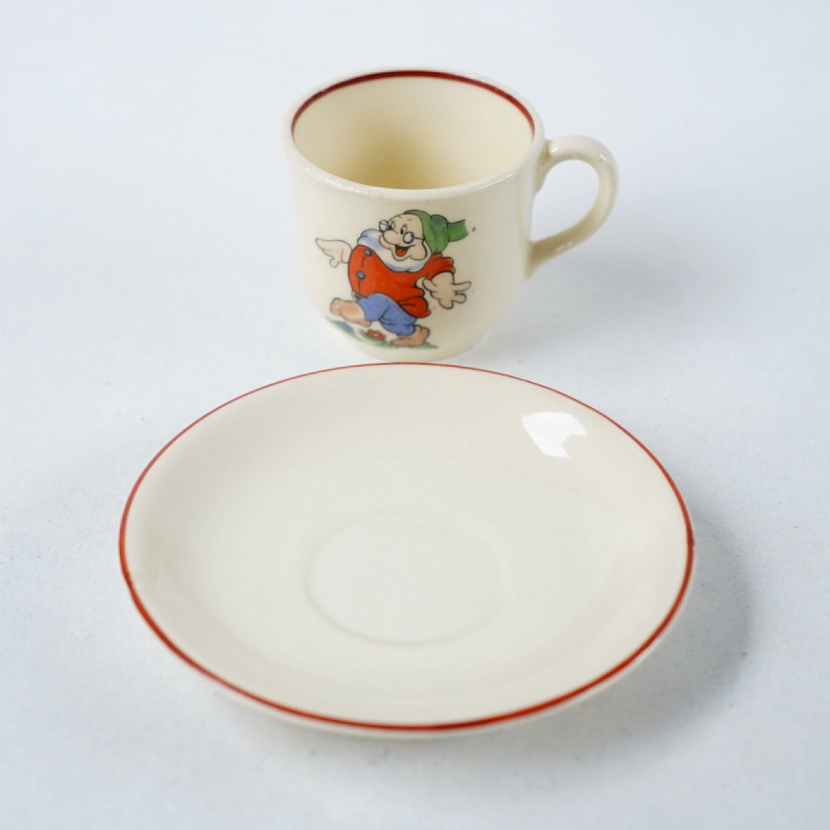 1940年代 白雪姫の小さなカップ&ソーサー ロールストランド（Rörstrand）製