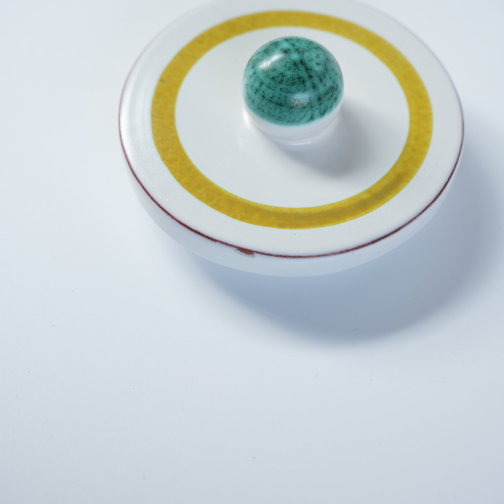 グスタフスベリ Gスタジオ ファイアンス焼き 植物文様 ピッチャー - ディテール 8