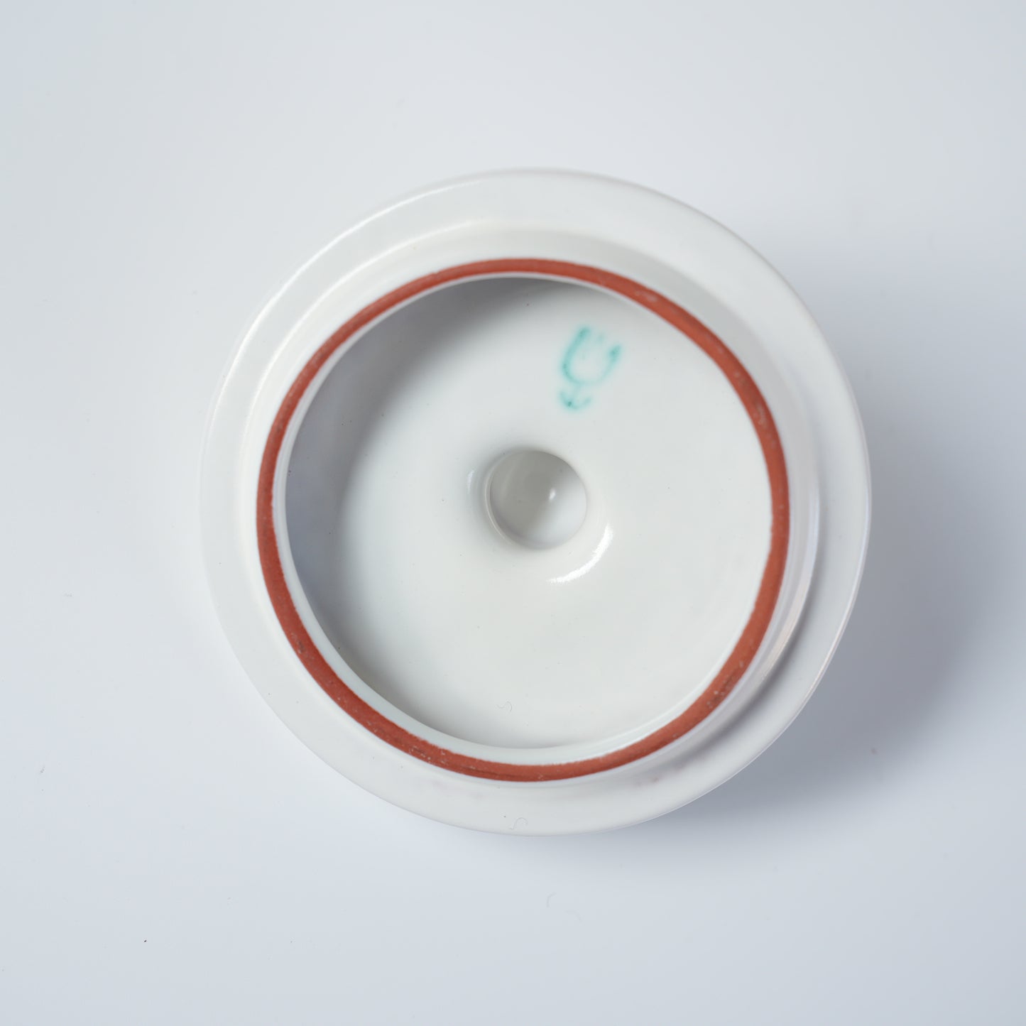 グスタフスベリ Gスタジオ ファイアンス焼き 植物文様 ピッチャー - バックスタンプ・裏印