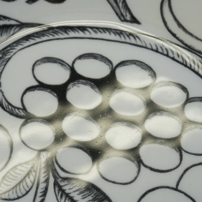 最初期モデル アラビア パラティッシ ブラック（Paratiisi）25cm オーバルプレート 2 コンディション詳細