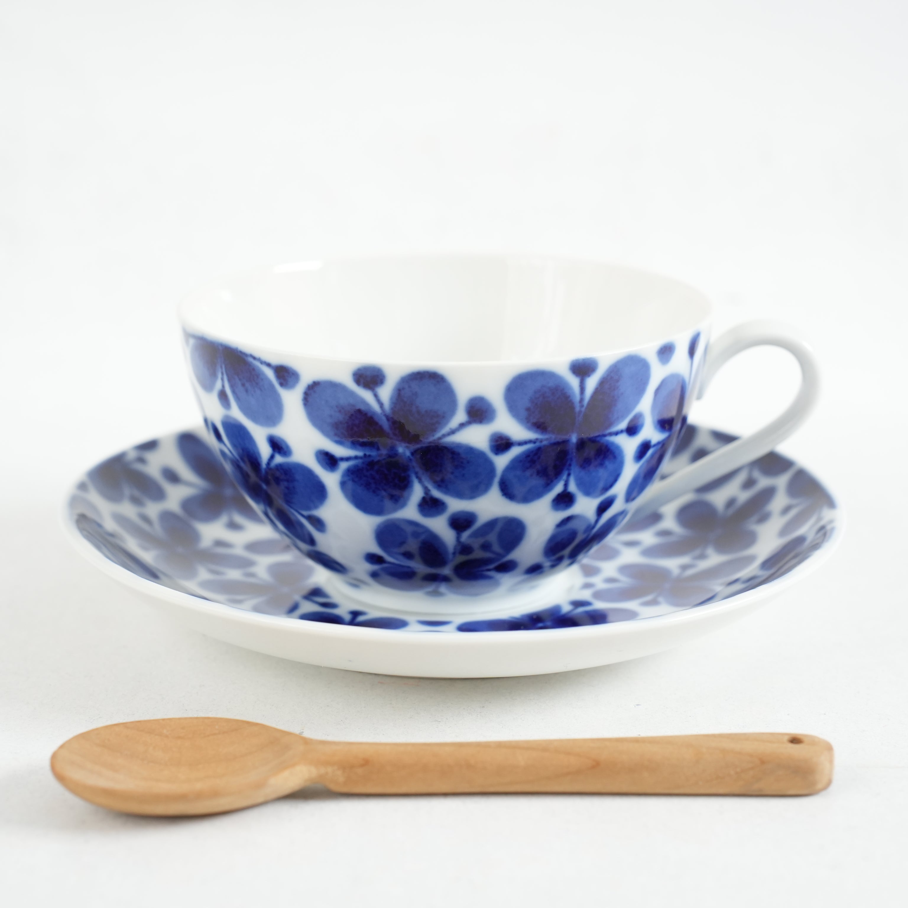 ロールストランド モナミ（Mon amie） ティーカップ＆ソーサー | 北欧