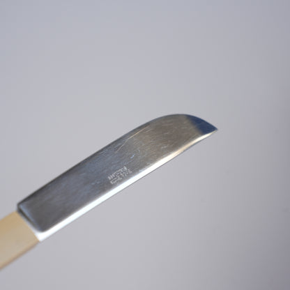 ボダ ビュッフェ（Buffé）ナイフ 21cm シグネ・ペション=メリン デザイン 裏面（バックスタンプ）