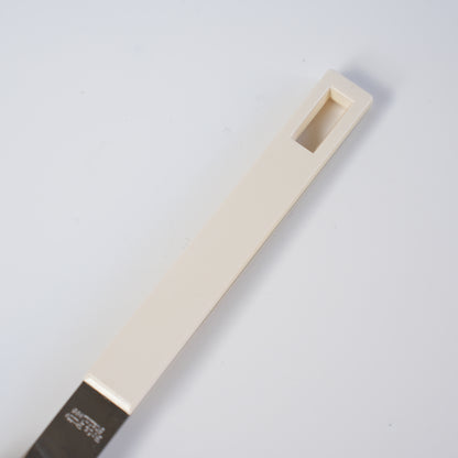 ボダ ビュッフェ（Buffé）スプーン 18cm シグネ・ペション=メリン デザイン - デザイン・柄の詳細