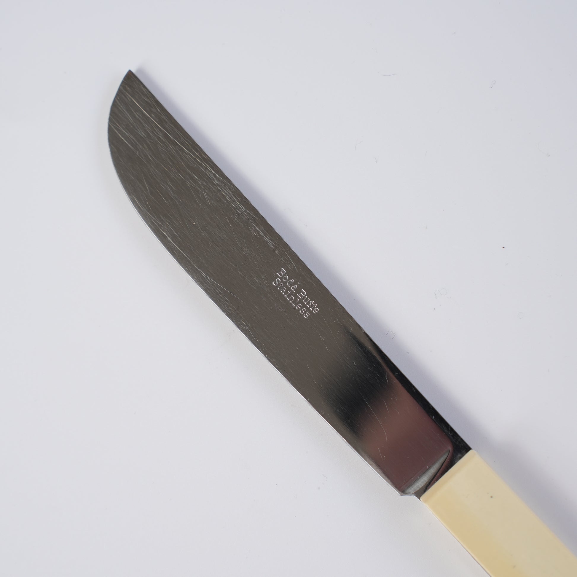 ボダ ビュッフェ（Buffé）ナイフ 21cm シグネ・ペション=メリン デザイン - 全体像