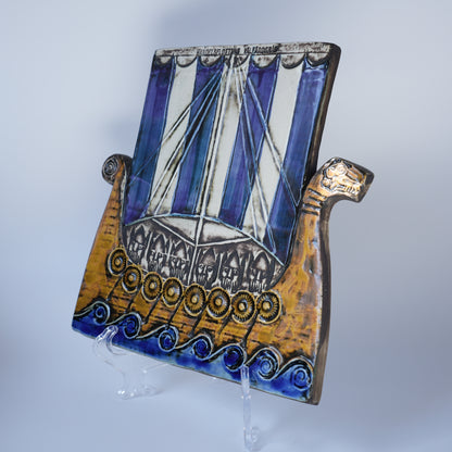 リサ・ラーソン グスタフスベリ ヴァイキング船の陶板（Handelsflottans Välfärdsråd）