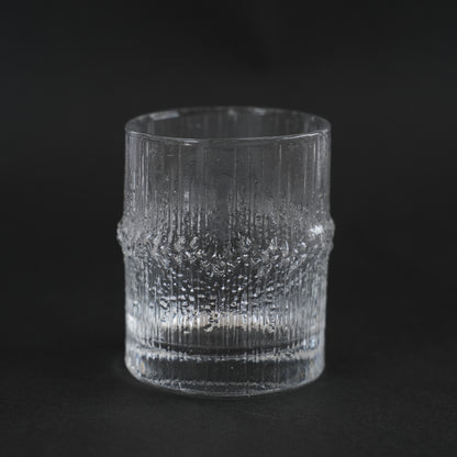 イッタラ（iittala）タピオ・ヴィルカラ ニヴァ（Niva）ヴィンテージ ウイスキーグラス