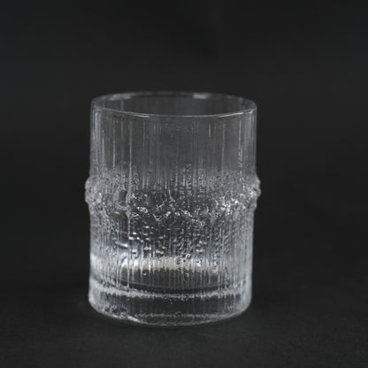 イッタラ（iittala）タピオ・ヴィルカラ ニヴァ（Niva）ヴィンテージ ウイスキーグラス