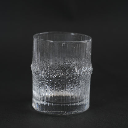 イッタラ（iittala）タピオ・ヴィルカラ ニヴァ（Niva）ヴィンテージ ウイスキーグラス